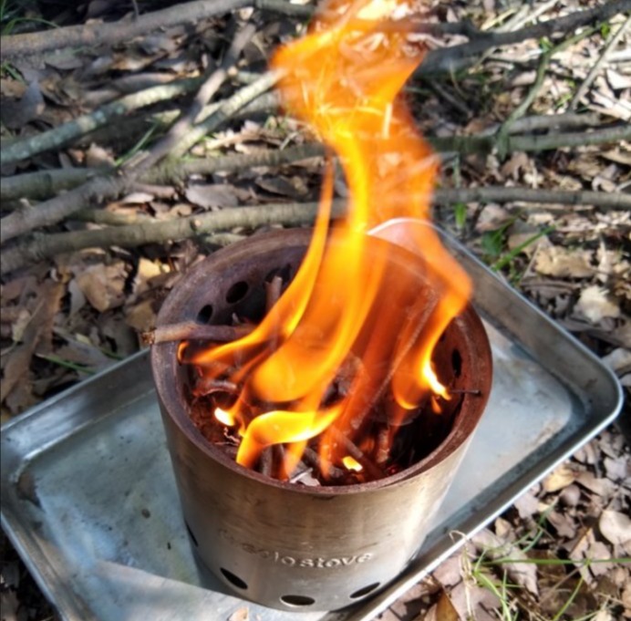 solo stove(ソロストーブ) ライトをレビュー！少燃料で効率的に燃える 
